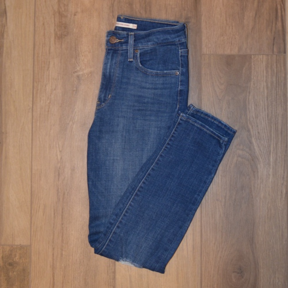 Levi’s Skinny High Rise Ankle Jeans